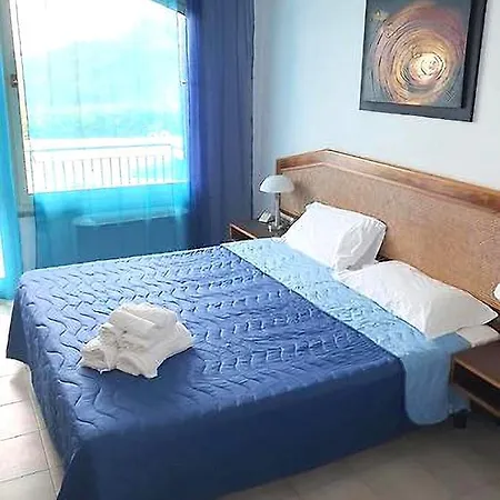 Horizon Elba 3* 费拉约港